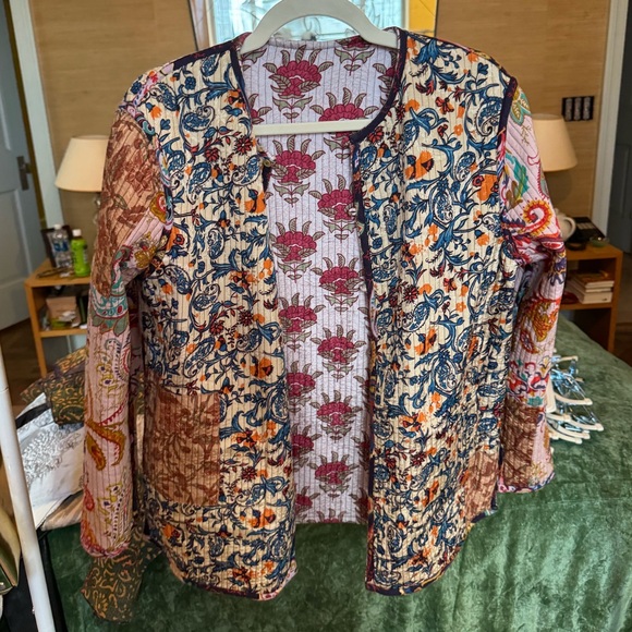 Reversible Quilted Patchwork Printed Jacket - Picture 3 of 4
